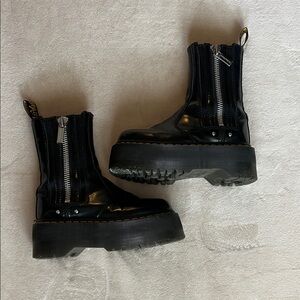 Dr. Martens 2976 Max Platform Chelsea Boots